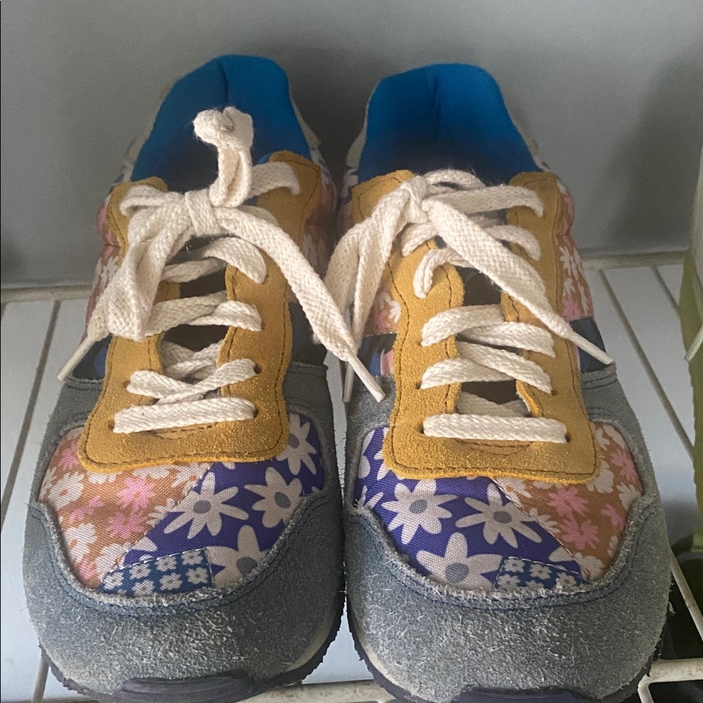 Ryka Kids Sneakers with Floral Blue and Yellow Design